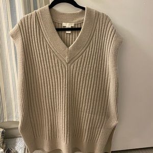 H&M Sweater Vest